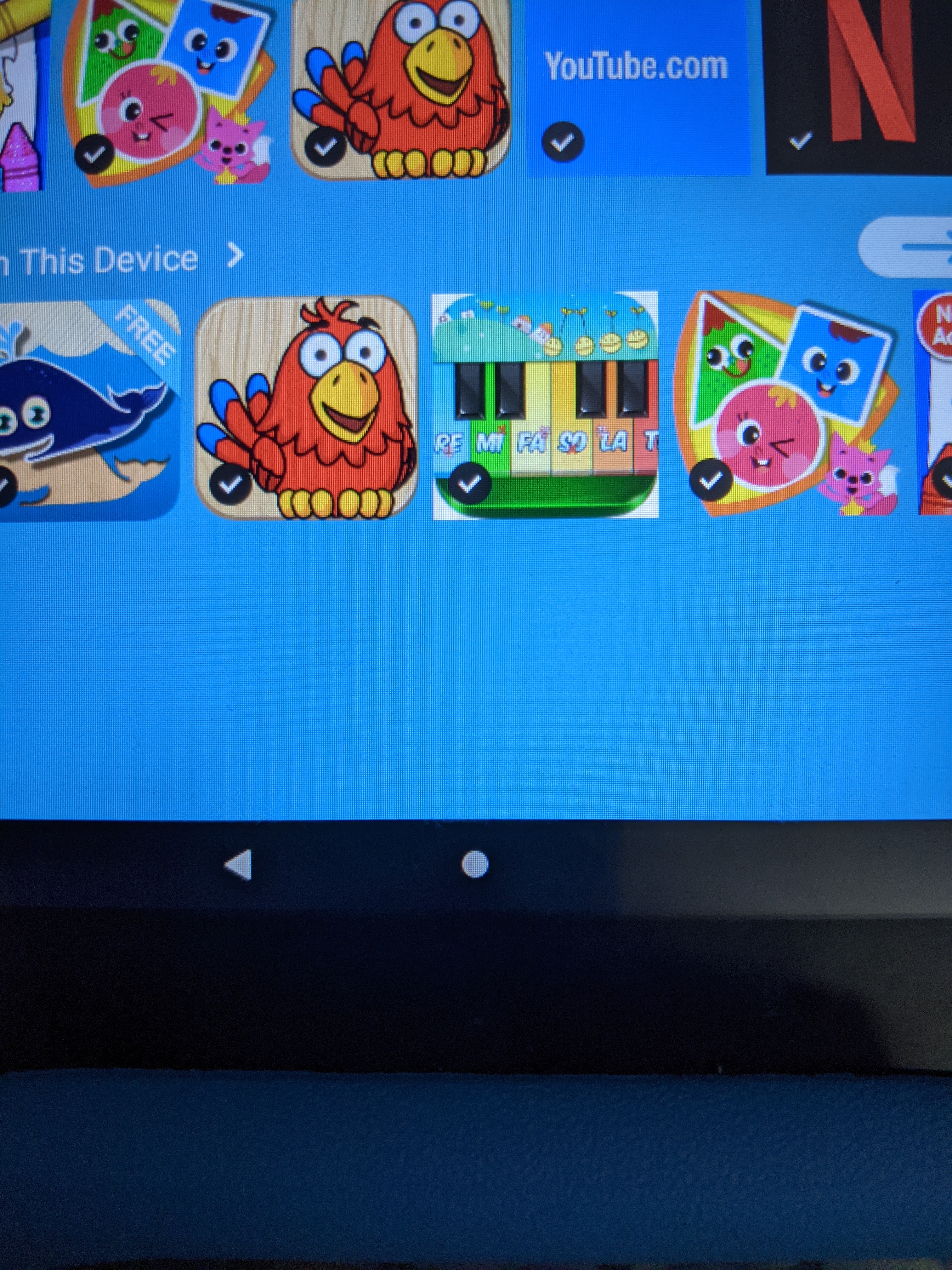 How do I close apps of Kids 7 fire tablet?