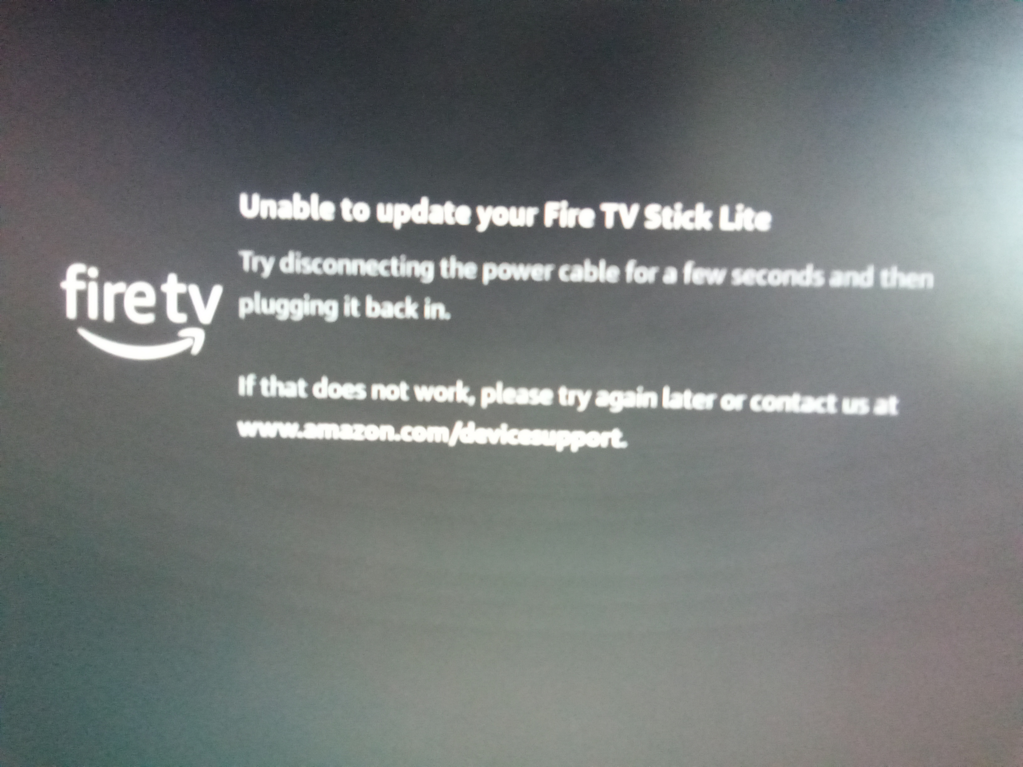 First install start with updates stuck and fail.